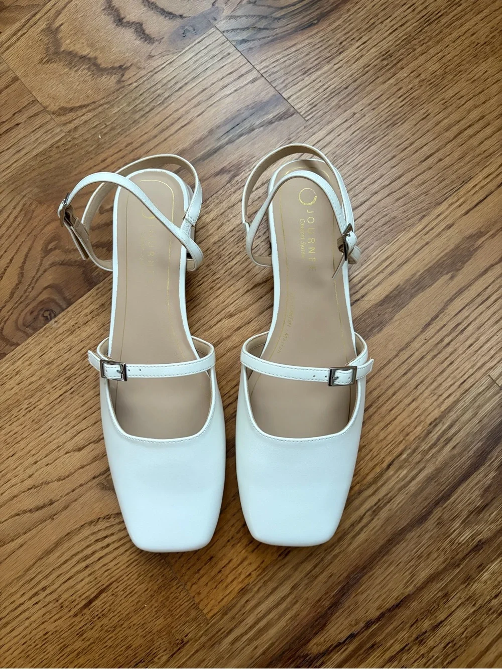 Journee Collection White Square-Toe Slingback Flats
